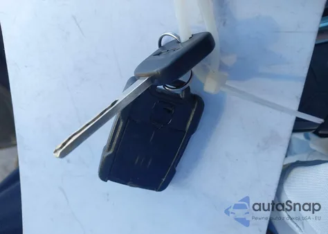 2018 Chevrolet Silverado 1500 1Lt из США, поврежденный, VIN 3GCPCREC4JG553583